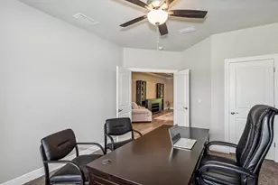 7624 Hatteras Dr, Navarre, FL 32566 - Photo 29