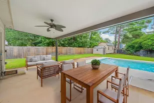 1732 Bayshore Dr, Niceville, FL 32578 - Photo 11