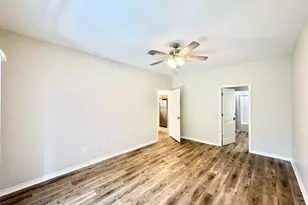 1940 Bluewater Blvd, Niceville, FL 32578 - Photo 11