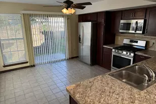 380 NW Canterbury Circle, Fort Walton Beach, FL 32548 - Photo 11