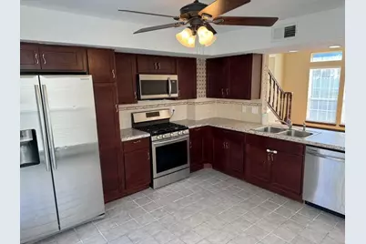 380 NW Canterbury Circle, Fort Walton Beach, FL 32548 - Photo 9