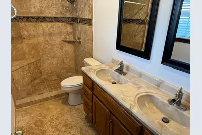 380 NW Canterbury Circle, Fort Walton Beach, FL 32548 - Photo 7