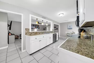 1068 Windmill Drive, Fort Walton Beach, FL 32547 - Photo 13