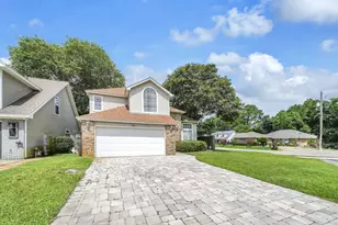 1068 Windmill Dr, Fort Walton Beach, FL 32547 - Photo 3