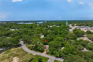 284 NE Beachview Dr, Fort Walton Beach, FL 32547 - Photo 49