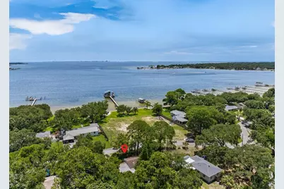 284 NE Beachview Drive, Fort Walton Beach, FL 32547 - Photo 3