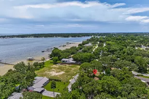 284 NE Beachview Dr, Fort Walton Beach, FL 32547 - Photo 51