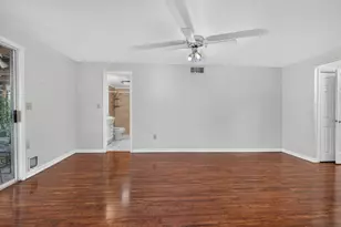 284 NE Beachview Dr, Fort Walton Beach, FL 32547 - Photo 7