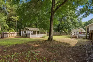 2501 Sunset Dr, Crestview, FL 32536 - Photo 23