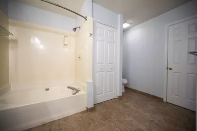 6900 Calle De Caballero, Navarre, FL 32566 - Photo 13