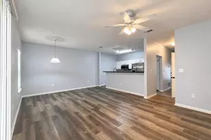 1014 Airport Rd, Destin, FL 32541 - Photo 7