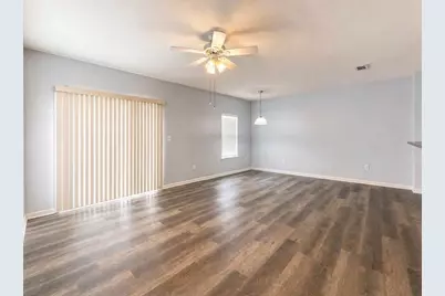 1014 Airport Road #121, Destin, FL 32541 - Photo 5