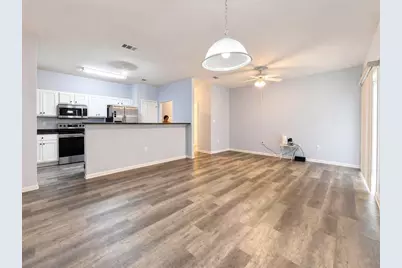 1014 Airport Road #121, Destin, FL 32541 - Photo 5