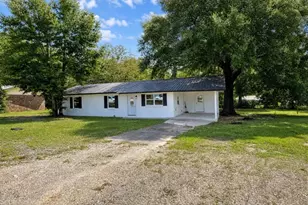 49 Fredrick Dr, Defuniak Springs, FL 32433 - Photo 3