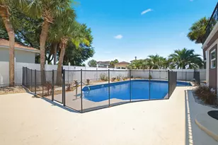 9526 Monaco Cir, Navarre, FL 32566 - Photo 55