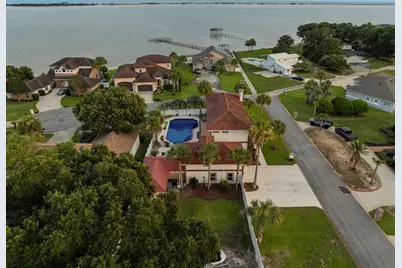 9526 Monaco Circle, Navarre, FL 32566 - Photo 1