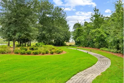 147 Lake Merial Shores Drive, Southport, FL 32409 - Photo 13
