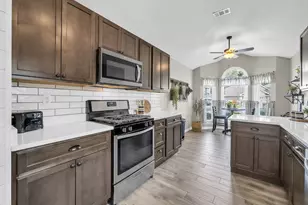 4200 White Tail Cir, Niceville, FL 32578 - Photo 3