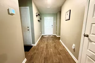 5560 Guinevere Ln, Milton, FL 32583 - Photo 3