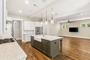 4404 Colleen Cove, Niceville, FL 32578 - Photo 17
