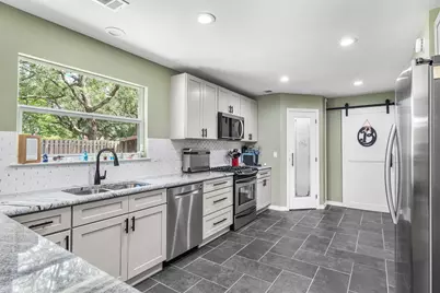 600 E Greenwood Cove, Niceville, FL 32578 - Photo 7