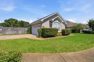 388 Camden Pass Ln, Fort Walton Beach, FL 32547 - Photo 51
