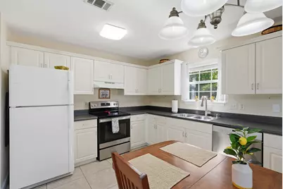 120 Magnolia Landing Drive, Freeport, FL 32439 - Photo 13