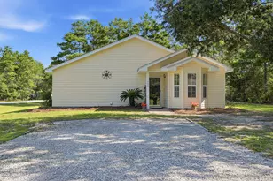 120 Magnolia Landing Dr, Freeport, FL 32439 - Photo 1