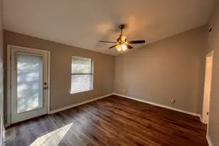 310 Fairwood Dr, Niceville, FL 32578 - Photo 3
