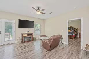 176 Seneca Trail, Crestview, FL 32536 - Photo 9