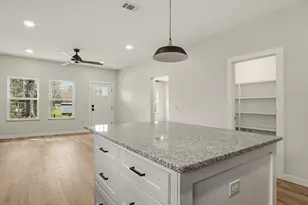 928 Cypress St, Florala, AL 36442 - Photo 7