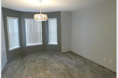 2975 Blue Pine Lane, Niceville, FL 32578 - Photo 7