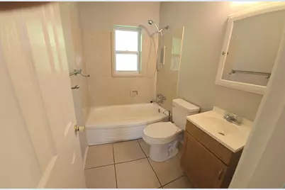 712 Newport Drive, Fort Walton Beach, FL 32547 - Photo 13