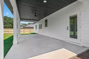 8302 Montalban St, Navarre, FL 32566 - Photo 43