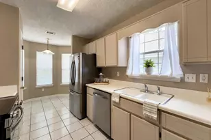 409 Heritage Ct, Fort Walton Beach, FL 32547 - Photo 9
