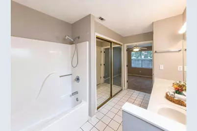 409 Heritage Court, Fort Walton Beach, FL 32547 - Photo 19