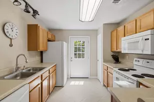 1014 Airport Rd, Destin, FL 32541 - Photo 7
