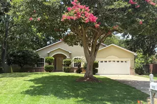1933 Sparrow Ln, Navarre, FL 32566 - Photo 1