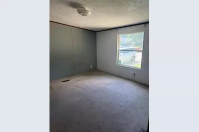 545 E Williams Avenue, Crestview, FL 32539 - Photo 7