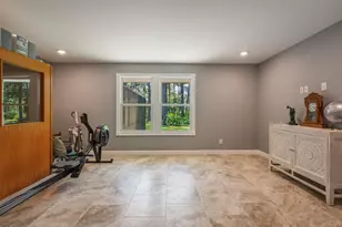201 Yacht Club Dr, Niceville, FL 32578 - Photo 23
