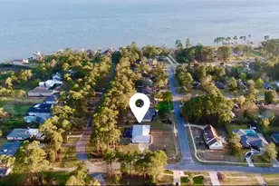 201 Yacht Club Dr, Niceville, FL 32578 - Photo 35