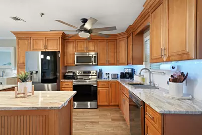 218 SW Miracle Strip Parkway #UNIT F, Fort Walton Beach, FL 32548 - Photo 23