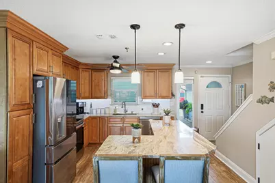 218 SW Miracle Strip Parkway #UNIT F, Fort Walton Beach, FL 32548 - Photo 13