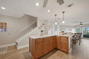 218 SW Miracle Strip Pkwy, Fort Walton Beach, FL 32548 - Photo 17
