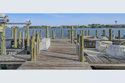 218 SW Miracle Strip Parkway #UNIT F, Fort Walton Beach, FL 32548 - Photo 13