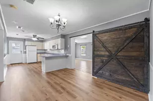 1309 Valley Rd, Crestview, FL 32539 - Photo 11