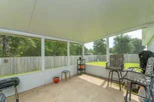1154 Oakwood Lakes Blvd, Defuniak Springs, FL 32433 - Photo 37