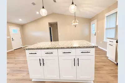 1154 Oakwood Lakes Boulevard, Defuniak Springs, FL 32433 - Photo 17