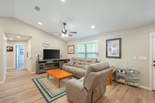 1154 Oakwood Lakes Blvd, Defuniak Springs, FL 32433 - Photo 15