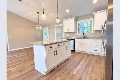1154 Oakwood Lakes Boulevard, Defuniak Springs, FL 32433 - Photo 9